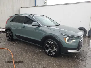 2024 Kia Niro EX Touring with VIN KNDCR3LE3R5122038, listed as a Copart auction lot 89150305 with 21,759 mi miles and Salvage Title. Bid and sale history available at carsss.com. Image 4.