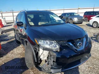 2016 Nissan Rogue SV z VIN KNMAT2MV4GP732565, wystawiony jako IAAI lot #41967447 z przebiegiem 73 719 mil mil oraz . Historia ofert i sprzedaży dostępna na DreamBid. Obrazek 1.