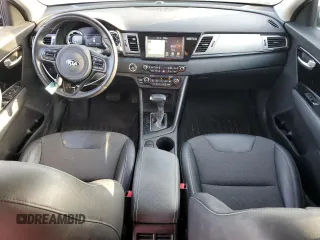 2017 Kia Niro EX with VIN KNDCC3LC6H5075103, listed as a Copart auction lot 54730215 with 68,324 mi miles and Salvage Title. Bid and sale history available at carsss.com. Image 8.