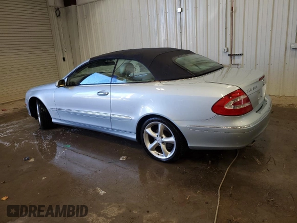 2005 Mercedes-Benz CLK-Class 3.2L with VIN WDBTK65G95T045376, listed as a Copart auction lot 76740364 with 57,687 mi miles and Non Repairable. Bid and sale history available at carsss.com. Image 2.