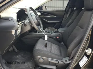 2021 Mazda CX-30 S with VIN 3MVDMBAL6MM263198, listed as a Copart auction lot 61576585 with 37,813 mi miles and Salvage title. Bid and sale history available at DreamBid. Image 7.