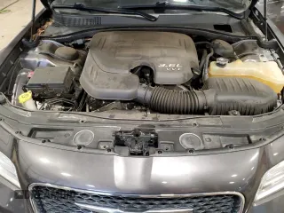 2015 Chrysler 300 Limited with VIN 2C3CCARG3FH803582, listed as a Copart auction lot 87930905 with 58,750 mi miles and Salvage Title. Bid and sale history available at carsss.com. Image 11.