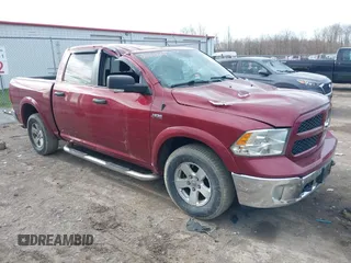 2015 Ram 1500 Lone Star z VIN 1C6RR6LT6FS630437, wystawiony jako IAAI lot #42044344 z przebiegiem 85 762 mil mil oraz . Historia ofert i sprzedaży dostępna na DreamBid. Obrazek 1.