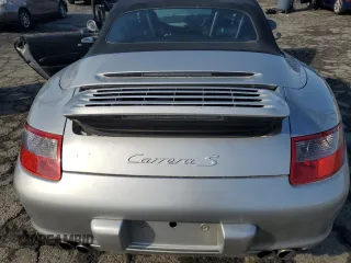 2005 Porsche 911 Carrera S z VIN WP0CB29995S765398, wystawiony jako Copart lot #42413555 z przebiegiem 32 993 mil mil oraz Szkoda całkowita • Salvage title. Historia ofert i sprzedaży dostępna na DreamBid. Obrazek 11.