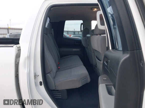 2013 Toyota Tundra z VIN 5TFRM5F19DX064236, wystawiony jako IAAI lot #41701170 z przebiegiem 147 312 mil mil oraz . Historia ofert i sprzedaży dostępna na DreamBid. Obrazek 8.