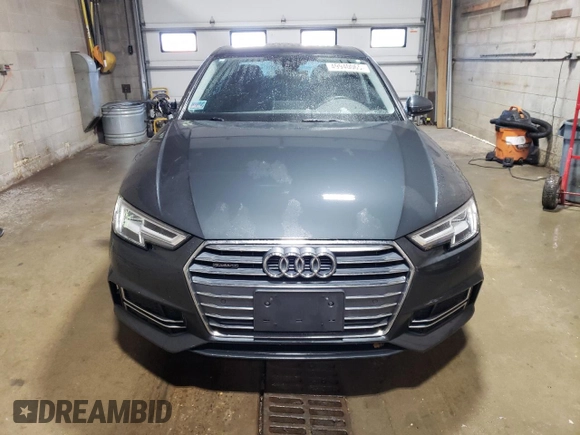2018 Audi A4 Premium Plus z VIN WAUENAF46JA052930, wystawiony jako Copart lot #49940065 z przebiegiem 78 205 mil mil oraz Szkoda całkowita • Salvage title. Historia ofert i sprzedaży dostępna na DreamBid. Obrazek 5.