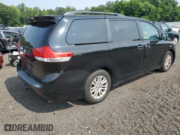 2013 Toyota Sienna XLE AAS with VIN 5TDYK3DCXDS333750, listed as a Copart auction lot 60894295 with 154,400 mi miles and Salvage title. Bid and sale history available at DreamBid. Image 3.