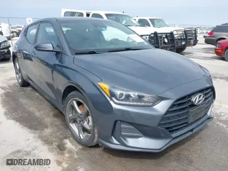 2019 Hyundai Veloster 2.0 with VIN KMHTG6AF1KU017847, listed as a IAAI auction lot 41915938 with 93,914 mi miles. Bid and sale history available at carsss.com. Image 1.