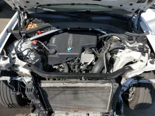 2015 BMW X3 xDrive28i z VIN 5UXWX9C55F0D47741, wystawiony jako Copart lot #58414685 z przebiegiem 83 793 mil mil oraz Szkoda całkowita • Salvage title. Historia ofert i sprzedaży dostępna na DreamBid. Obrazek 11.