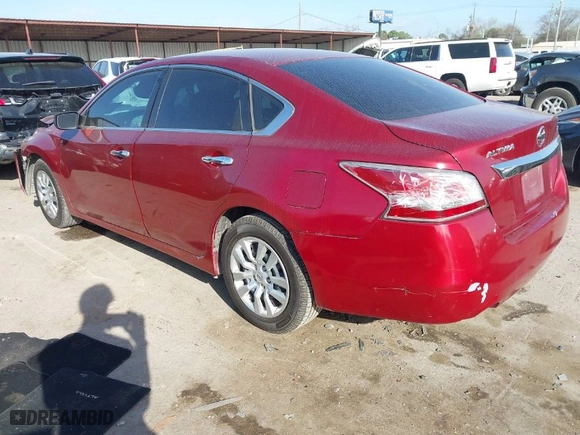 2015 Nissan Altima 2.5 S with VIN 1N4AL3AP4FN402310, listed as a IAAI auction lot 41741964 with 160,029 mi miles. Bid and sale history available at carsss.com. Image 3.