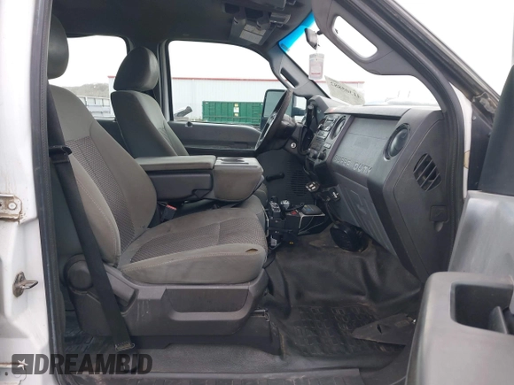2012 Ford F-250 XL with VIN 1FT7W2B64CEB19431, listed as a IAAI auction lot 41305882 with 296,212 mi miles and . Bid and sale history available at DreamBid. Image 5.