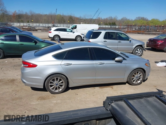 2017 Ford Fusion SE with VIN 3FA6P0H78HR117821, listed as a IAAI auction lot 41870448 with 180,222 mi miles. Bid and sale history available at carsss.com. Image 13.