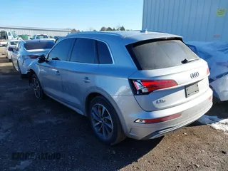 2021 Audi Q5 Premium Plus with VIN WA1BAAFY0M2013652, listed as a IAAI auction lot 41339877 with 99,523 mi miles. Bid and sale history available at carsss.com. Image 3.