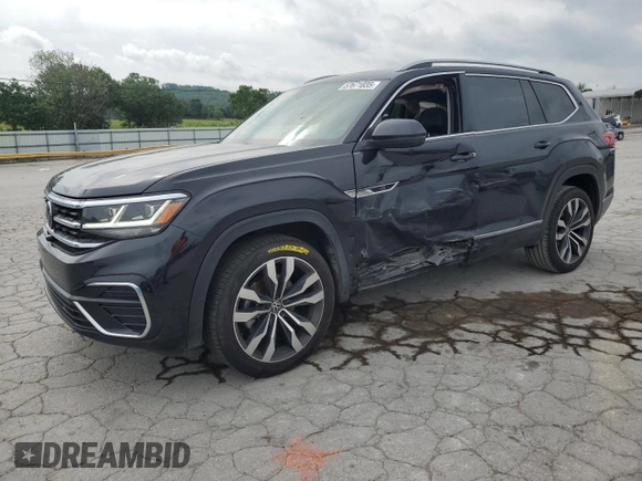 2022 Volkswagen Atlas SEL Premium R-Line with VIN 1V2FR2CA7NC518322, listed as a Copart auction lot 57671035 with 61,653 mi miles and Clean title. Bid and sale history available at DreamBid. Image 1.
