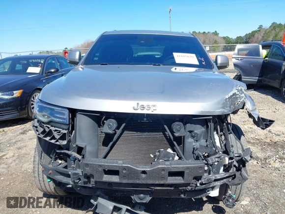 2016 Jeep Grand Cherokee High Altitude with VIN 1C4RJFCG9GC370842, listed as a IAAI auction lot 41815639 with 111,883 mi miles. Bid and sale history available at carsss.com. Image 13.