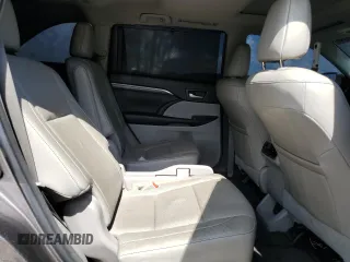 2018 Toyota Highlander Limited with VIN 5TDYZRFH0JS246961, listed as a Copart auction lot 60876075 with 88,813 mi miles and Salvage title. Bid and sale history available at DreamBid. Image 11.