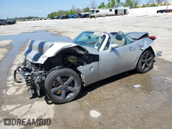 2007 Pontiac Solstice z VIN 1G2MB35B87Y131331, wystawiony jako Copart lot #53976805 z przebiegiem 183 659 mil mil oraz Szkoda całkowita • Salvage title. Historia ofert i sprzedaży dostępna na DreamBid. Obrazek 1.