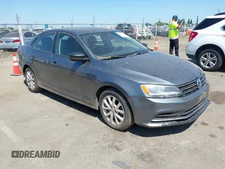 2015 Volkswagen Jetta SE с VIN 3VWD17AJ9FM208976, выставлен на аукционе IAAI как лот 42572374 с пробегом 259 993 миль миль и . История ставок и продаж доступна на DreamBid. Изображение 1.