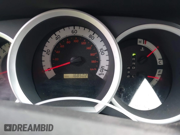 2012 Toyota Tacoma PreRunner z VIN 3TMJU4GN3CM128574, wystawiony jako IAAI lot #41776358 z przebiegiem 168 502 mil mil oraz . Historia ofert i sprzedaży dostępna na DreamBid. Obrazek 7.