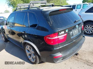 2008 BMW X5 4.8i z VIN 5UXFE83538LZ47110, wystawiony jako IAAI lot #42363158 z przebiegiem 217 820 mil mil oraz . Historia ofert i sprzedaży dostępna na DreamBid. Obrazek 3.