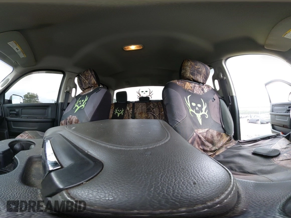 2015 Ram 2500 Tradesman с VIN 3C6UR5CL0FG708948, выставлен на аукционе IAAI как лот 42511733 с пробегом 90 885 миль миль и . История ставок и продаж доступна на DreamBid. Изображение 18.