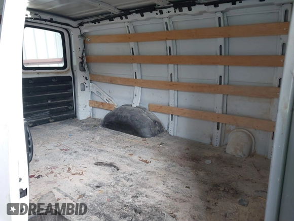 2018 Chevrolet Express Cargo Van with VIN 1GCWGAFG8J1905193, listed as a IAAI auction lot 41726804 with 83,690 mi miles. Bid and sale history available at carsss.com. Image 8.