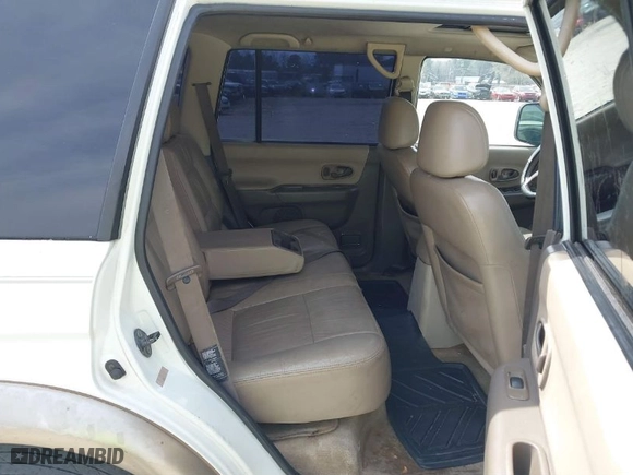 2000 Mitsubishi Montero Sport LS with VIN JA4LS31H3YP019510, listed as a IAAI auction lot 41795000 with 1 mi miles. Bid and sale history available at carsss.com. Image 8.