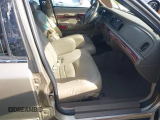 2000 Mercury Grand Marquis LS z VIN 2MEFM75W5YX627647, wystawiony jako IAAI lot #42072795 z przebiegiem 188 113 mil mil oraz . Historia ofert i sprzedaży dostępna na DreamBid. Obrazek 5.