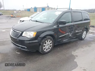 2016 Chrysler Town & Country Touring with VIN 2C4RC1BG9GR292584, listed as a IAAI auction lot 41168218 with 118,967 mi miles. Bid and sale history available at carsss.com. Image 19.