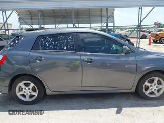 2010 Toyota Matrix S с VIN 2T1KE4EE6AC041262, выставлен на аукционе IAAI как лот 42547507 с пробегом 163 168 миль миль и . История ставок и продаж доступна на DreamBid. Изображение 13.