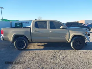 2017 Toyota Tacoma SR5 z VIN 5TFAZ5CN2HX039996, wystawiony jako IAAI lot #41406419 z przebiegiem 132 200 mil mil oraz . Historia ofert i sprzedaży dostępna na DreamBid. Obrazek 13.