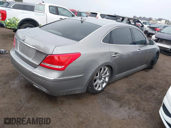 2012 Hyundai Equus Signature z VIN KMHGH4JH1CU049316, wystawiony jako IAAI lot #41783497 z przebiegiem 80 331 mil mil oraz . Historia ofert i sprzedaży dostępna na DreamBid. Obrazek 4.