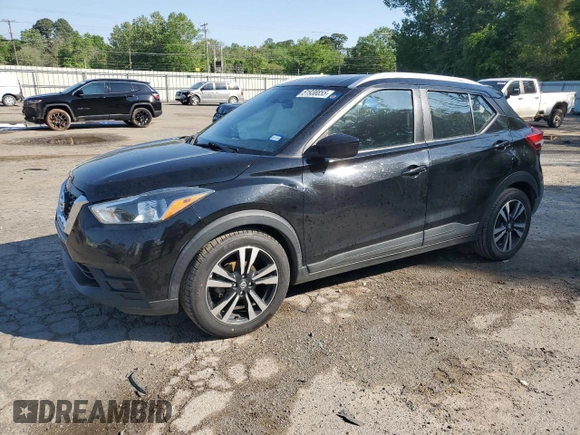 2019 Nissan Kicks SV z VIN 3N1CP5CU9KL527211, wystawiony jako Copart lot #51938855 z przebiegiem 134 816 mil mil oraz Szkoda całkowita • Salvage title. Historia ofert i sprzedaży dostępna na DreamBid. Obrazek 1.