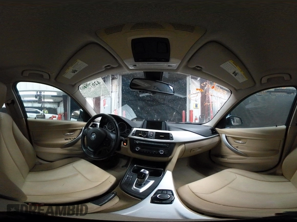 2013 BMW 3 Series 328i z VIN WBA3A5G5XDNP25779, wystawiony jako IAAI lot #42677403 z przebiegiem 93 020 mil mil oraz . Historia ofert i sprzedaży dostępna na DreamBid. Obrazek 18.