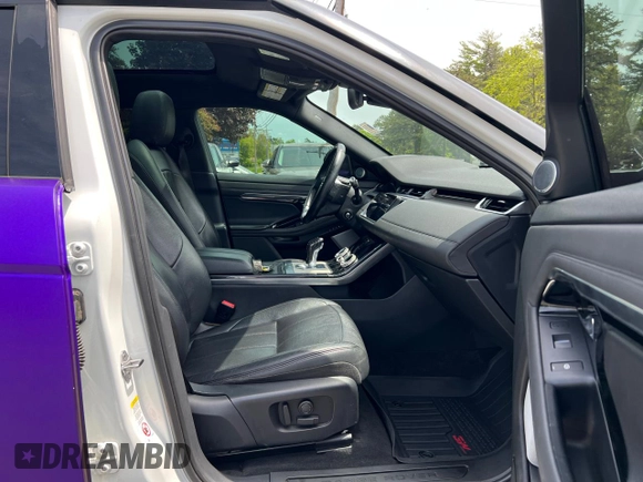 2020 Land Rover Range Rover Evoque SE z VIN SALZP2FX9LH021558, wystawiony jako Copart lot #58984965 z przebiegiem 157 349 mil mil oraz Czysty tytuł • Clean title. Historia ofert i sprzedaży dostępna na DreamBid. Obrazek 5.