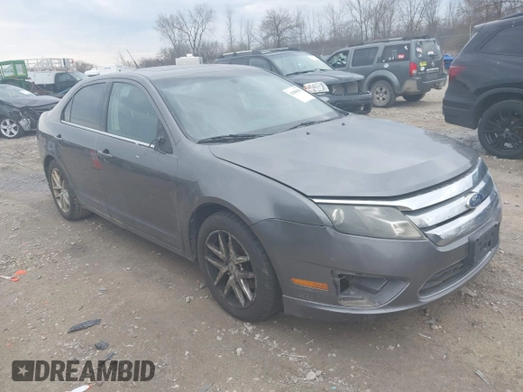 2011 Ford Fusion SEL with VIN 3FAHP0JG2BR232778, listed as a IAAI auction lot 42088562 with 186,584 mi miles. Bid and sale history available at carsss.com. Image 1.