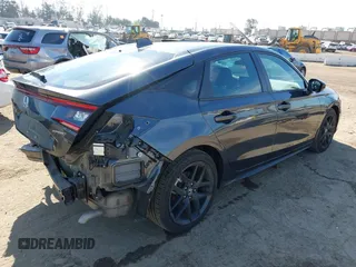 2025 Honda Civic Sport z VIN 19XFL2H83SE005579, wystawiony jako IAAI lot #41878802 z przebiegiem 2 095 mil mil oraz . Historia ofert i sprzedaży dostępna na DreamBid. Obrazek 4.