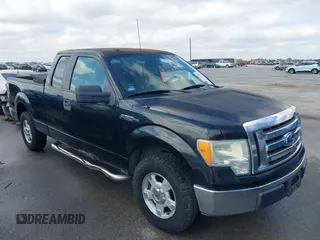 2010 Ford F-150 XL with VIN 1FTEX1C81AKA58424, listed as a IAAI auction lot 41450193 with 169,123 mi miles. Bid and sale history available at carsss.com. Image 1.