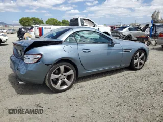 2012 Mercedes-Benz SLK 350 z VIN WDDPK5HA9CF017809, wystawiony jako Copart lot #56926895 z przebiegiem 106 692 mil mil oraz Czysty tytuł • Clean title. Historia ofert i sprzedaży dostępna na DreamBid. Obrazek 3.