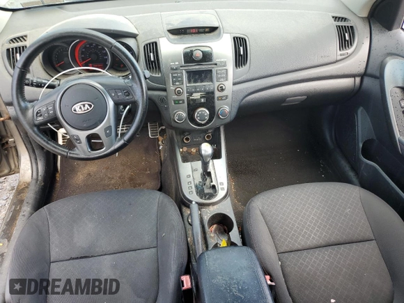 2010 Kia Forte SX с VIN KNAFW4A31A5242306, выставлен на аукционе Copart как лот 56427975 с пробегом 131 119 миль миль и Чистый • Clean title. История ставок и продаж доступна на DreamBid. Изображение 8.