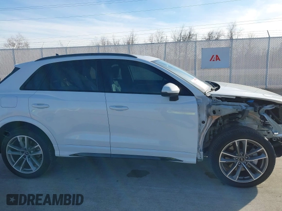 2022 Audi Q3 S line Premium with VIN WA1DECF39N1072980, listed as a IAAI auction lot 41407117 with 19,397 mi miles and . Bid and sale history available at DreamBid. Image 13.