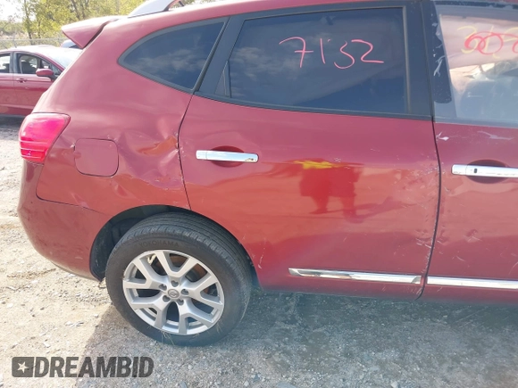 2012 Nissan Rogue S z VIN JN8AS5MV8CW421570, wystawiony jako IAAI lot #40447132 z przebiegiem 114 133 mil mil oraz . Historia ofert i sprzedaży dostępna na DreamBid. Obrazek 13.