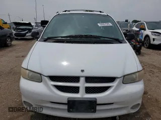 2000 Dodge Caravan SE with VIN 1B4GP44G7YB636078, listed as a Copart auction lot 59387395 with 184,916 mi miles and Salvage title. Bid and sale history available at DreamBid. Image 5.