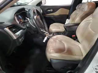 2016 Jeep Cherokee Limited with VIN 1C4PJLDB8GW355062, listed as a Copart auction lot 43750865 with 109,935 mi miles and Salvage Title. Bid and sale history available at carsss.com. Image 7.