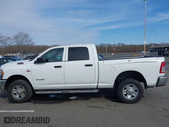 2022 Ram 2500 Tradesman with VIN 3C6UR5CL5NG222389, listed as a IAAI auction lot 38798981 with 62,755 mi miles. Bid and sale history available at carsss.com. Image 14.
