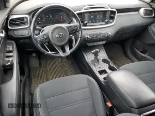 2017 Kia Sorento LX with VIN 5XYPG4A30HG192424, listed as a Copart auction lot 46700925 with 86,244 mi miles and Clean Title. Bid and sale history available at carsss.com. Image 8.