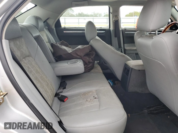 2006 Chrysler 300 C with VIN 2C3KK63H86H345499, listed as a Copart auction lot 87610725 with 171,589 mi miles and Salvage Title. Bid and sale history available at carsss.com. Image 10.