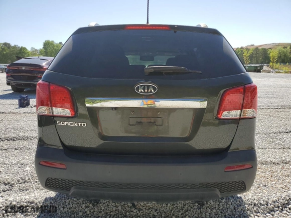 2011 Kia Sorento LX with VIN 5XYKT4A11BG111281, listed as a Copart auction lot 53351935 with 220,842 mi miles and Clean Title. Bid and sale history available at carsss.com. Image 6.