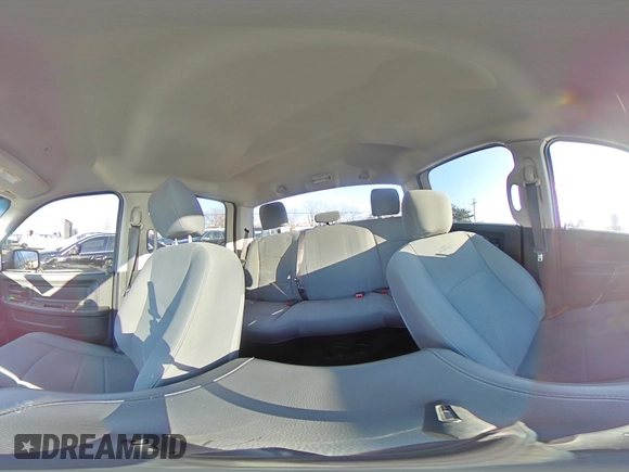 2018 Ram 1500 Express z VIN 3C6RR7KG0JG203510, wystawiony jako Copart lot #85862834 z przebiegiem 122 331 mil mil oraz Szkoda całkowita • Salvage title. Historia ofert i sprzedaży dostępna na DreamBid. Obrazek 13.