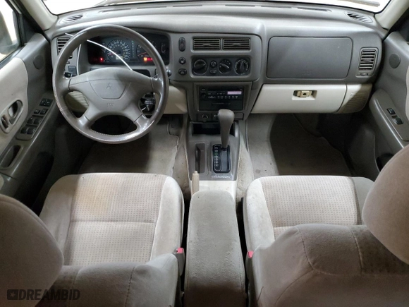 2000 Mitsubishi Montero Sport LS with VIN JA4LS31H3YP810989, listed as a Copart auction lot 42489975 with 179464 miles and Salvage Title. Bid and sale history available at carsss.com. Image 8.